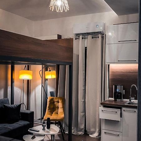 Modern Tiny House In Volos Luaran gambar