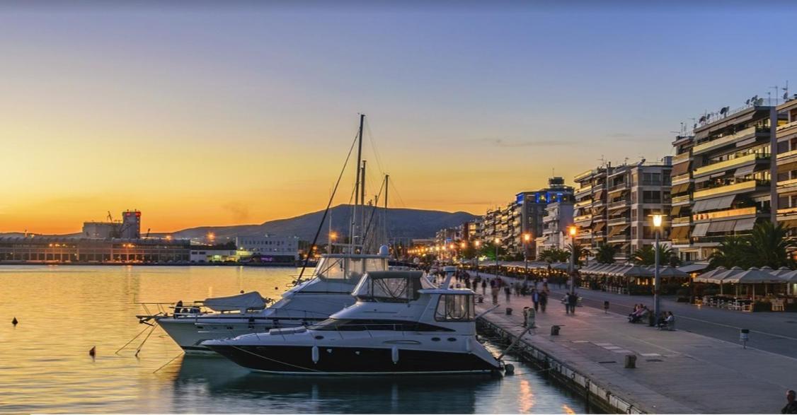 Modern Tiny House In Volos Luaran gambar