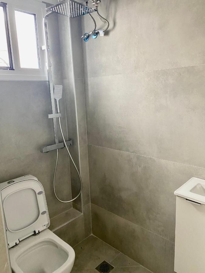 Modern Tiny House In Volos Luaran gambar