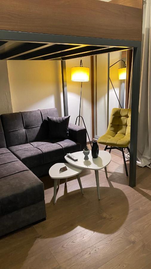 Modern Tiny House In Volos Luaran gambar