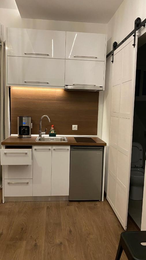 Modern Tiny House In Volos Luaran gambar